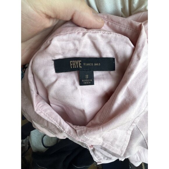 Frye Addie Westor Light Pink Button Up Blouse Collared Pockets Size S - Picture 8 of 10
